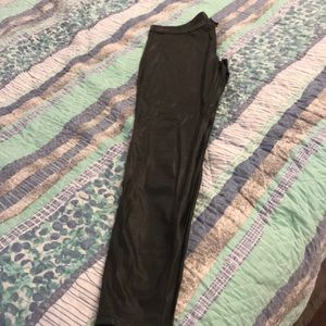 Hue leatherette leggings